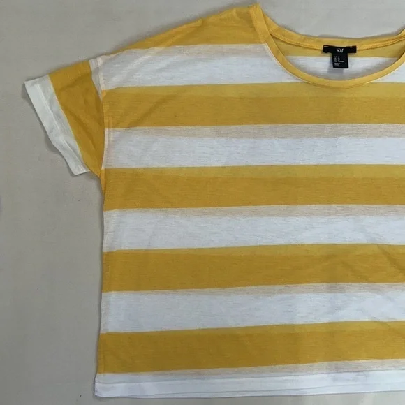 H&M Yellow and White Wide Striped Crop Top - Picture 8 of 12